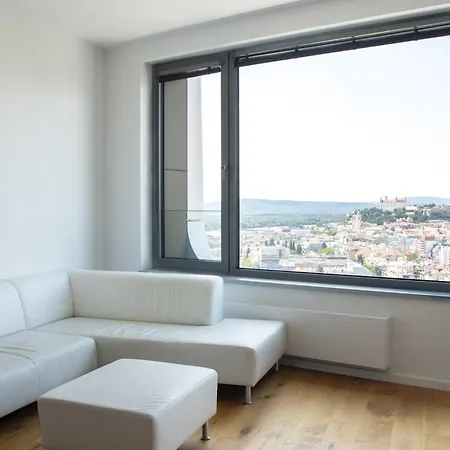 Apartament With Sunset View Over